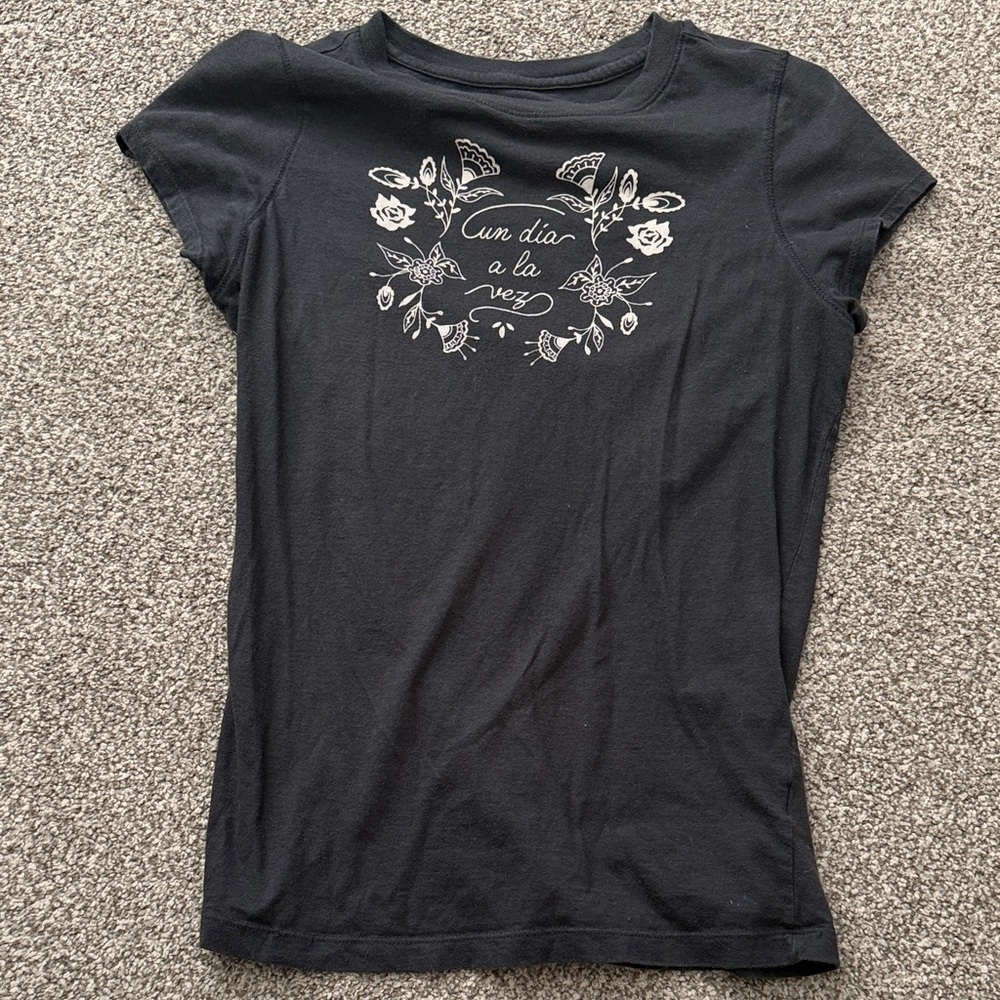 Universal Thread Black Floral Graphic Tee